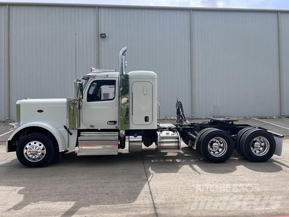 Peterbilt 589 Τράκτορες