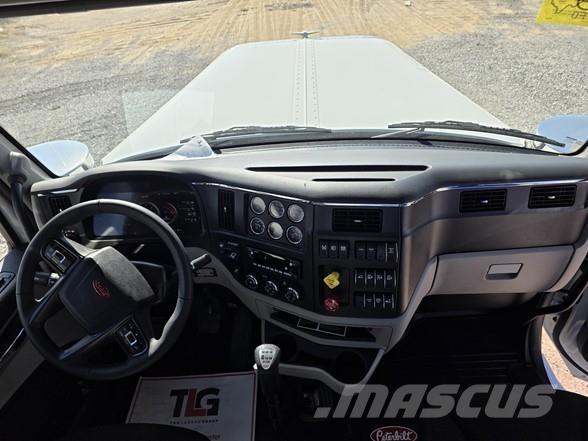 Peterbilt 589 Τράκτορες