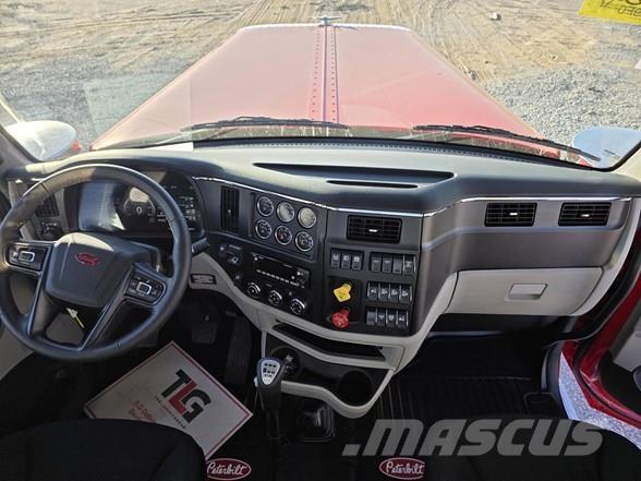 Peterbilt 589 Τράκτορες