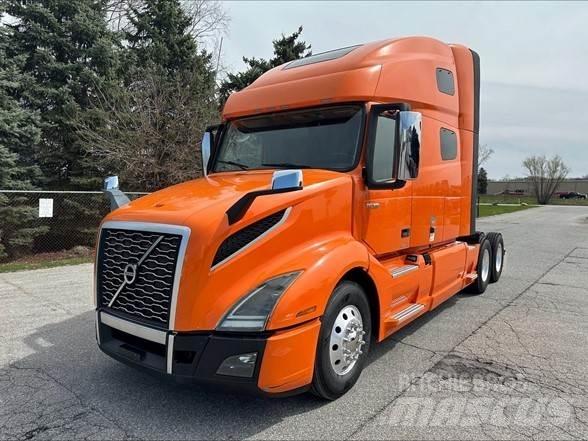 Volvo VNL42T760 Τράκτορες