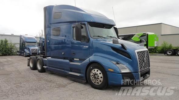Volvo VNL64T760 Τράκτορες