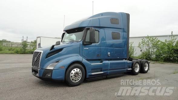 Volvo VNL64T760 Τράκτορες