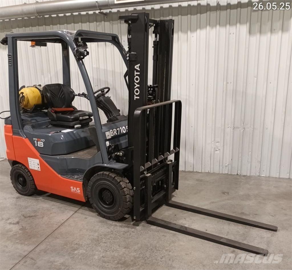 Toyota 02-8FGF18 Περονοφόρα ανυψωτικά κλαρκ με φυσικό αέριο LPG