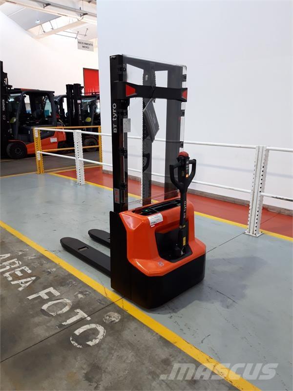 BT SHE100 Χειροκίνητα παλετοφόρα