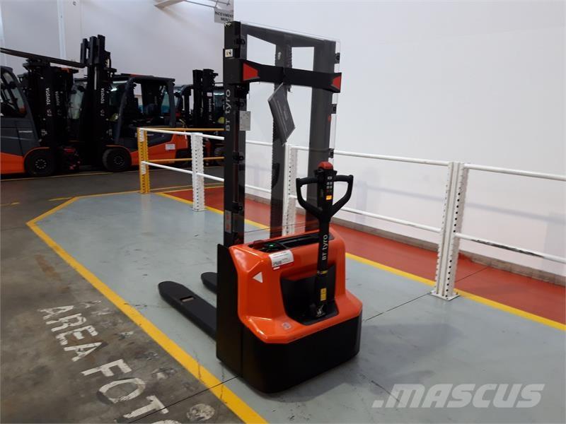 BT SHE100 Χειροκίνητα παλετοφόρα