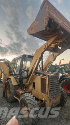 CAT 428 à 13500 € HT Εκσκαφείς Φορτωτές τύπου JCB