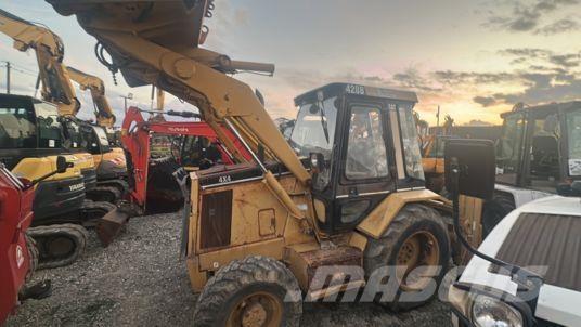 CAT 428 à 13500 € HT Εκσκαφείς Φορτωτές τύπου JCB