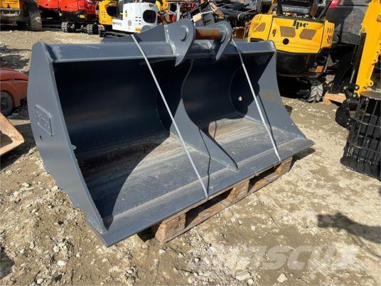  Godet 1M80 - axe 65 mm Κουβάδες