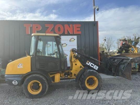 JCB 406 à 23500 € HT Φορτωτές με λάστιχα (Τροχοφόροι)