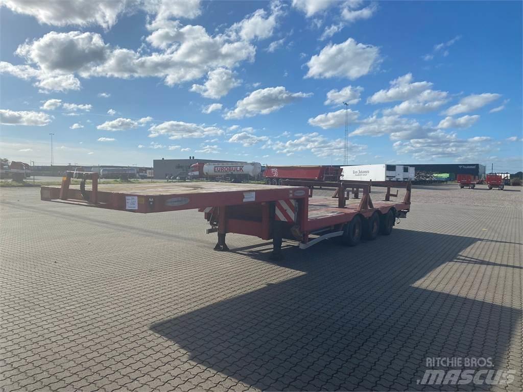  Trailerpartner Ημιρυμούλκες με χαμηλό δάπεδο