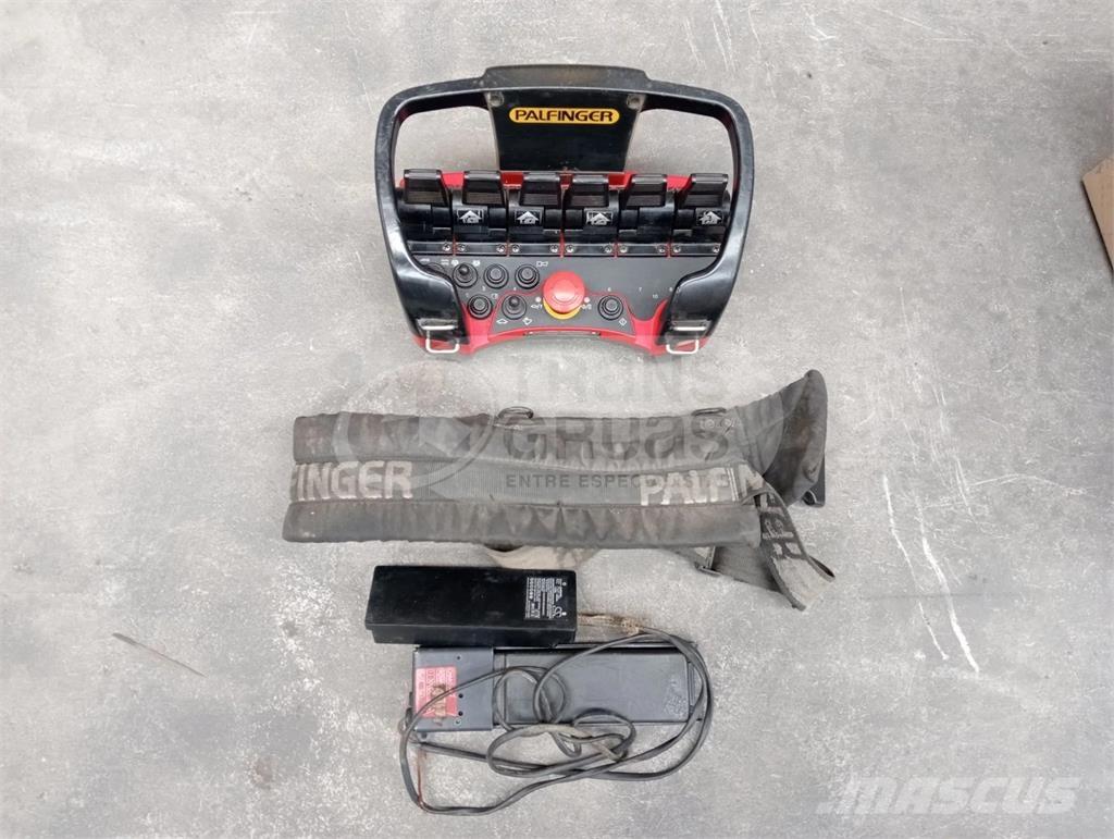 Palfinger PK 23500 Γερανοί φορτωτές