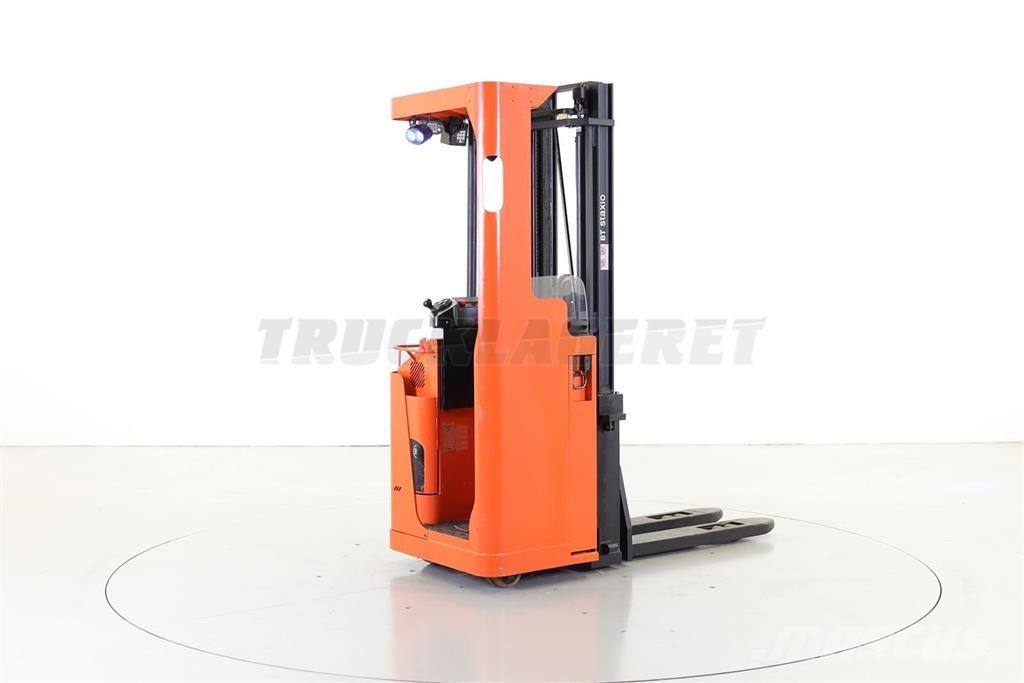 BT SSE 135 Ηλεκτρικά παλετοφόρα με ιστό