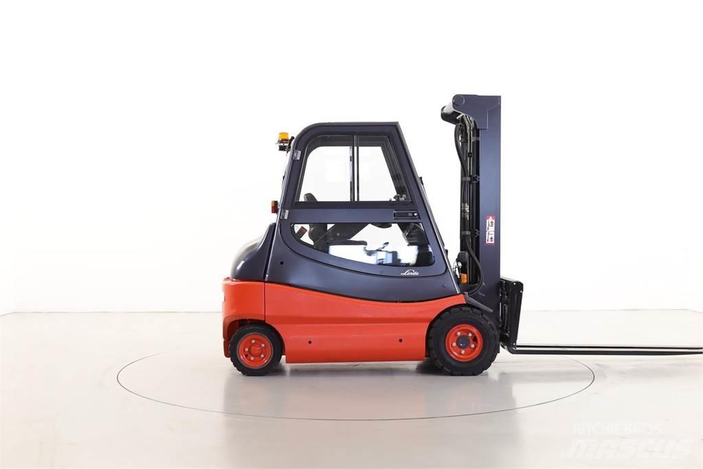 Linde E30-02/336 Ηλεκτρικά περονοφόρα ανυψωτικά κλαρκ