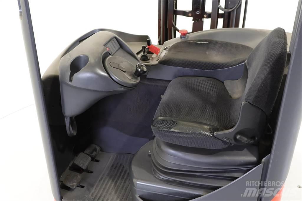 Linde R10CS Ανυψωτικά στενών δρόμων