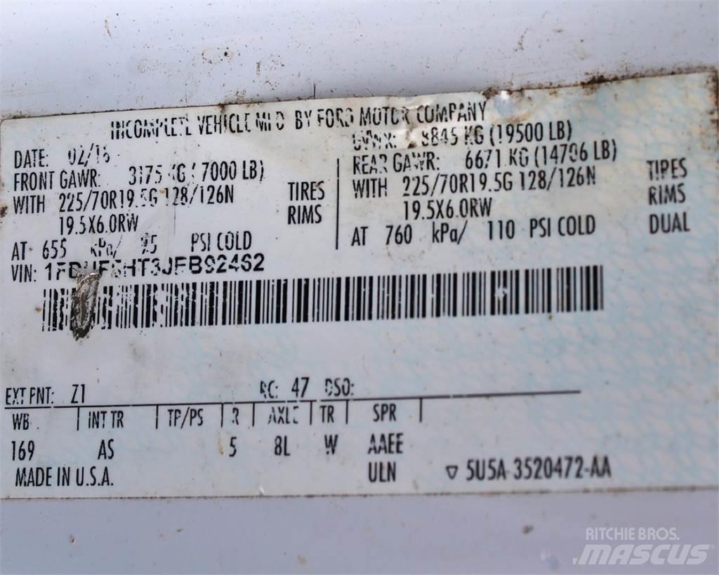 Ford F550 Φορτηγά θρυμματισένου ξύλου