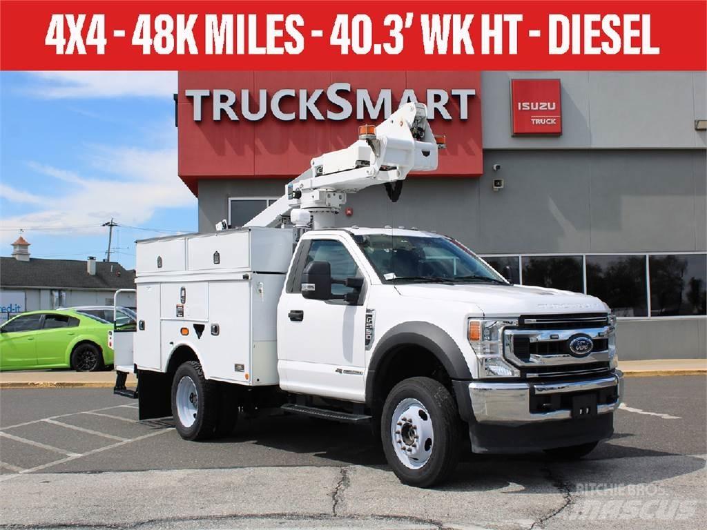 Ford F550 Εναέριες πλατφόρμες τοποθετημένες σε φορτηγό