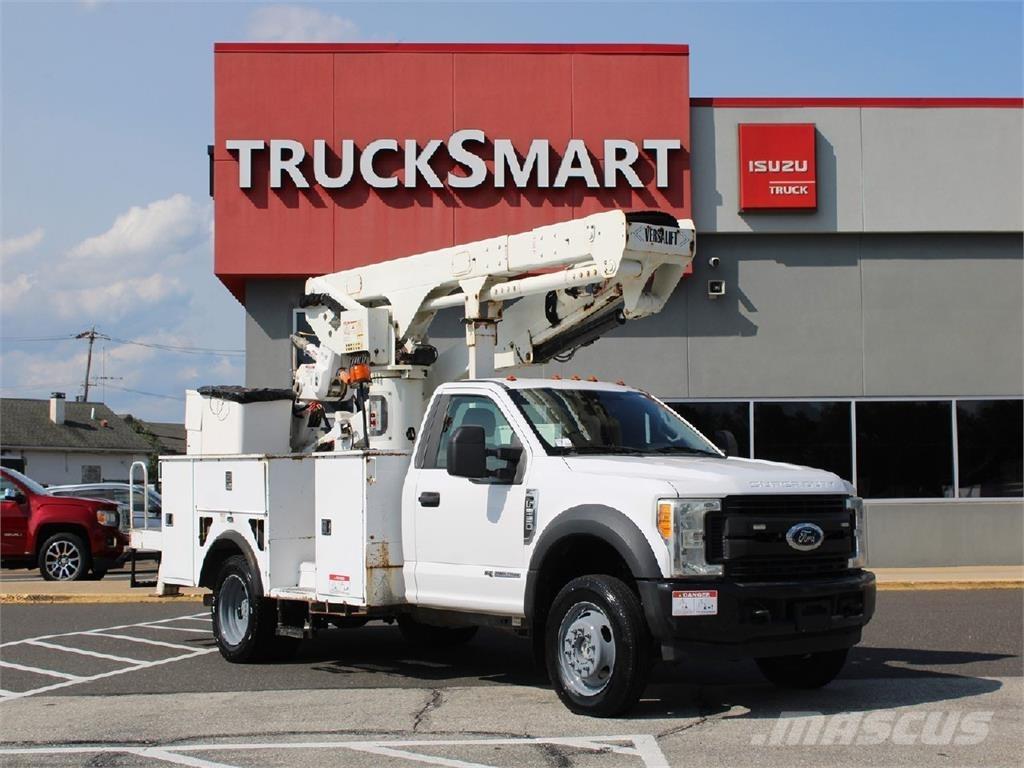 Ford F550 Εναέριες πλατφόρμες τοποθετημένες σε φορτηγό
