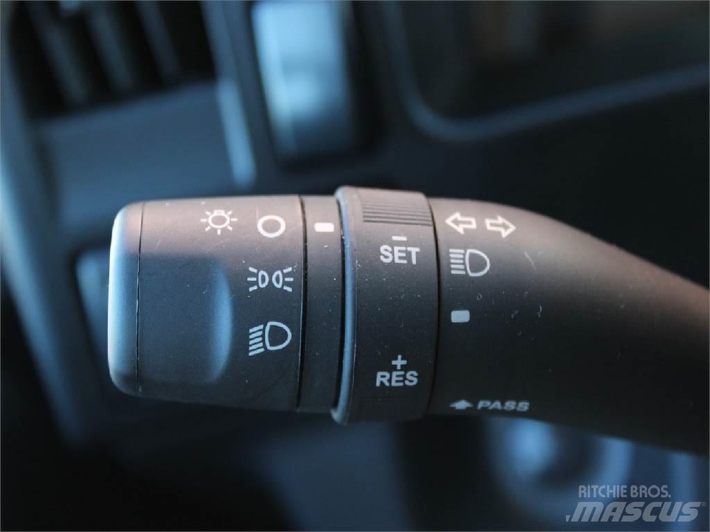 Isuzu NPR-HD Φορτηγά Κόφα