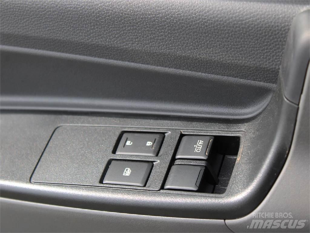 Isuzu NPR-HD Φορτηγά Κόφα