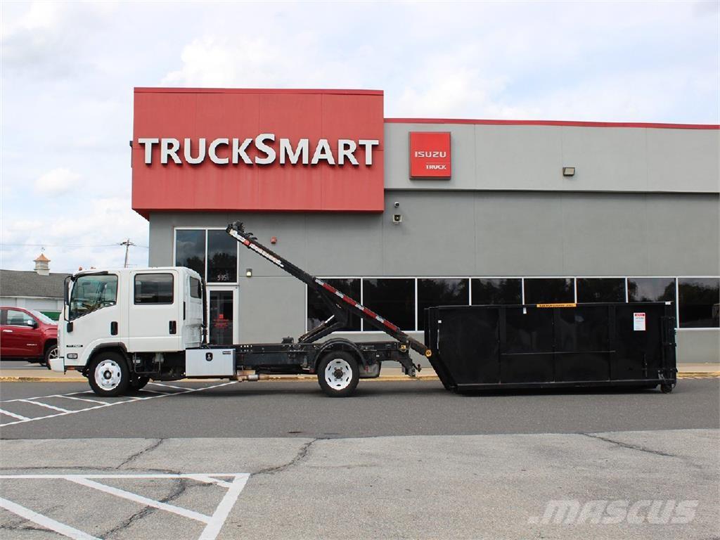 Isuzu NQR Φορτηγά για εμπορευματοκιβώτια