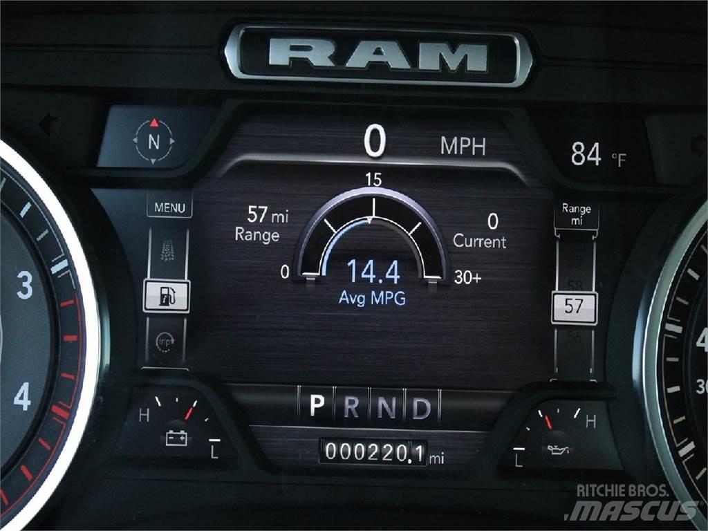 RAM 5500 Φορτηγά Kαρότσα με ανοιγόμενα πλαϊνά