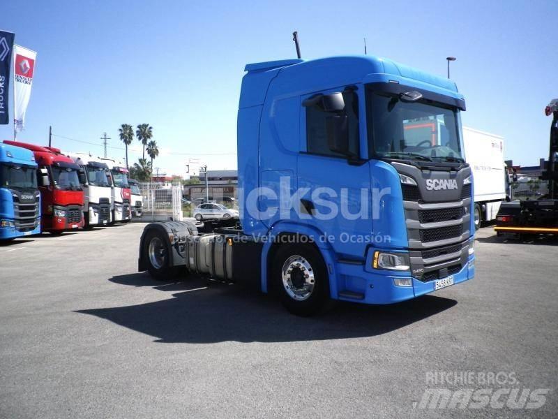 Scania R450 Τράκτορες