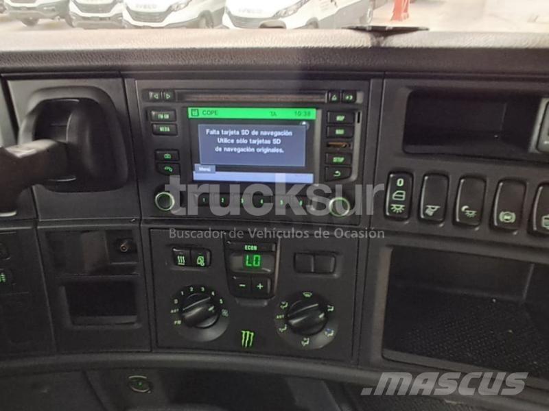 Scania R450 Τράκτορες