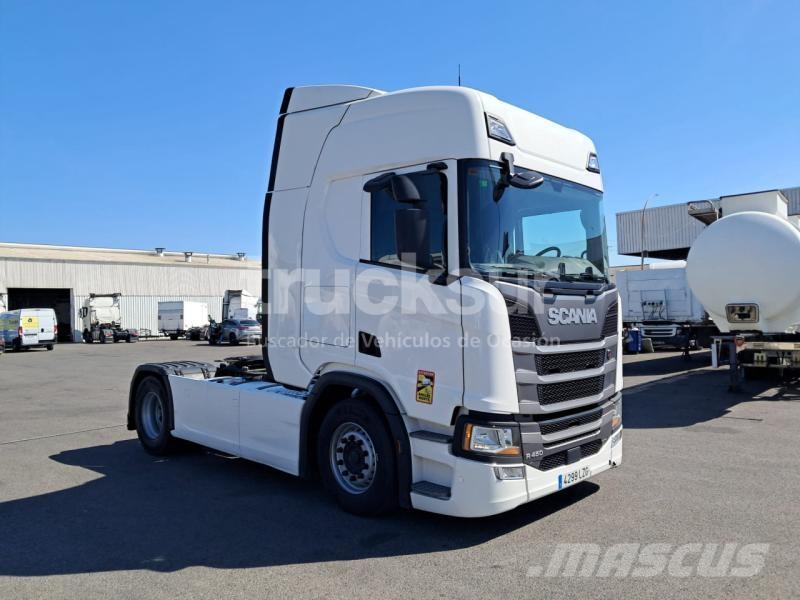 Scania R450 Τράκτορες