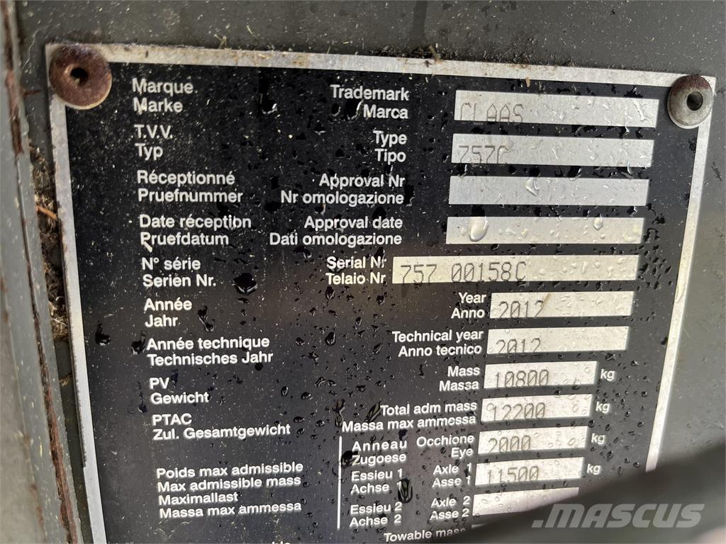 CLAAS 3300 Πρέσες τετράγωνων δεμάτων