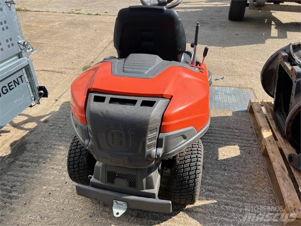 Husqvarna R216 Χορτοκοπτικά