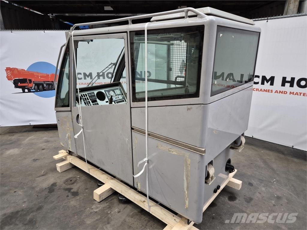  C.T.2 upper cabin Καμπίνες και εσωτερικό