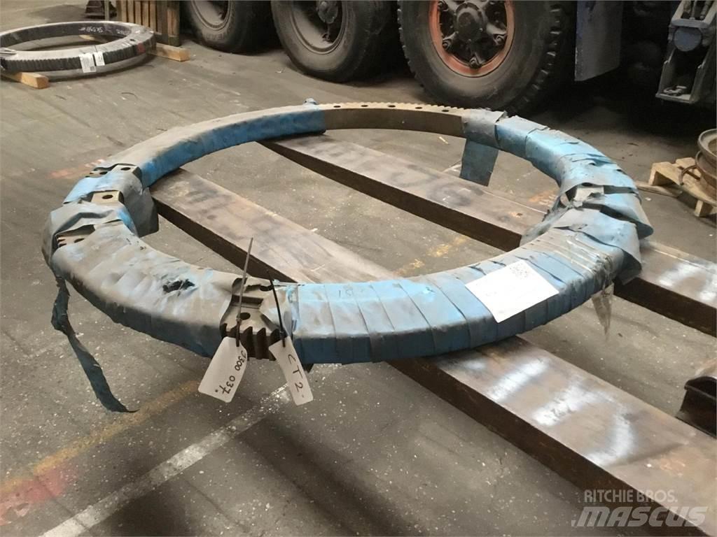  CT 2 slew ring Εξαρτήματα και εξοπλισμός για γερανούς