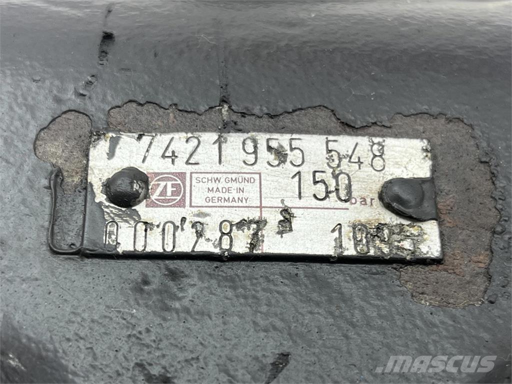  Steering box Εξαρτήματα και εξοπλισμός για γερανούς