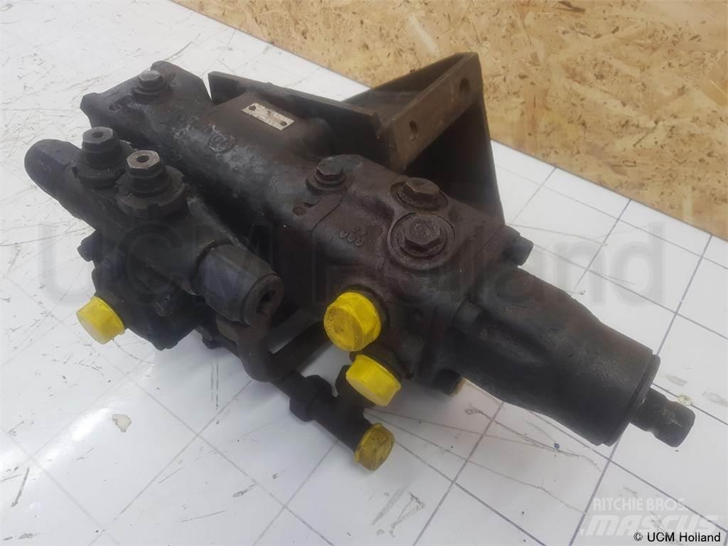  Steering box Εξαρτήματα και εξοπλισμός για γερανούς