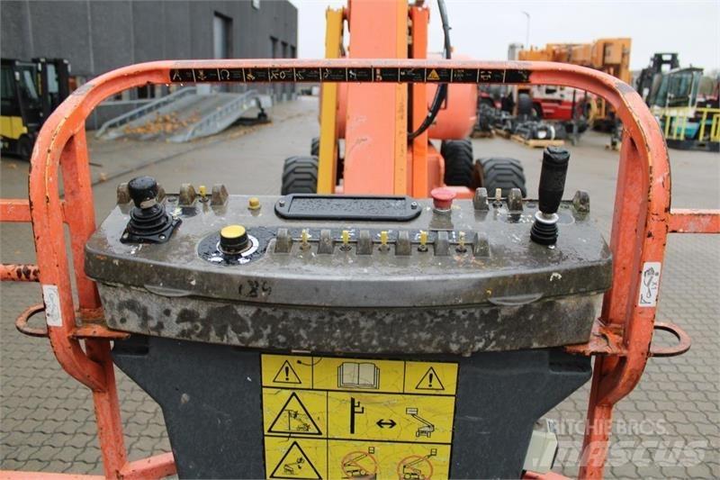 JLG 800AJ Ανυψωτήρες με αρθρωτό βραχίονα