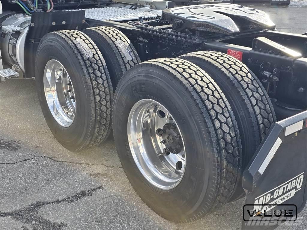 Volvo VNL760 Τράκτορες