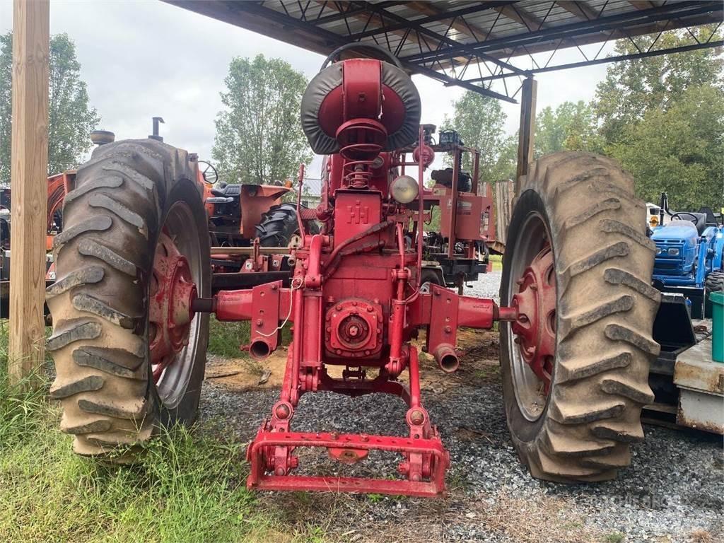 Farmall 400 Κατασκευές - Άλλα