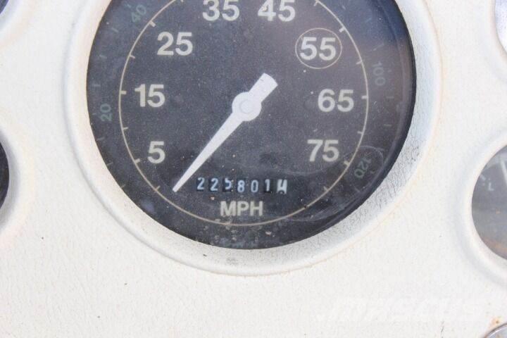 Ford B-800 Κατασκευές - Άλλα