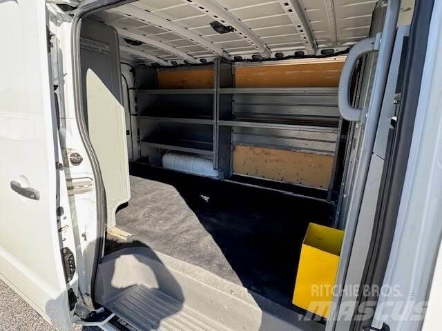 Nissan NV Κατασκευές - Άλλα