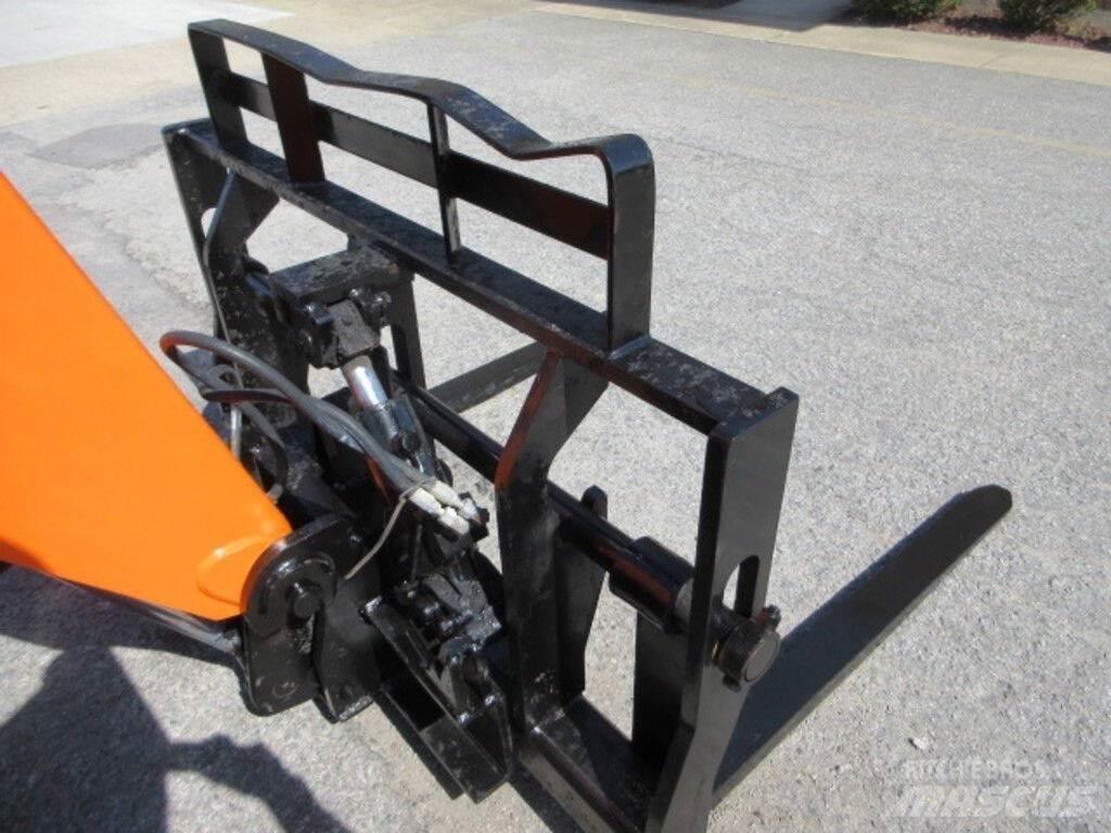 SkyTrak 10054 Κατασκευές - Άλλα