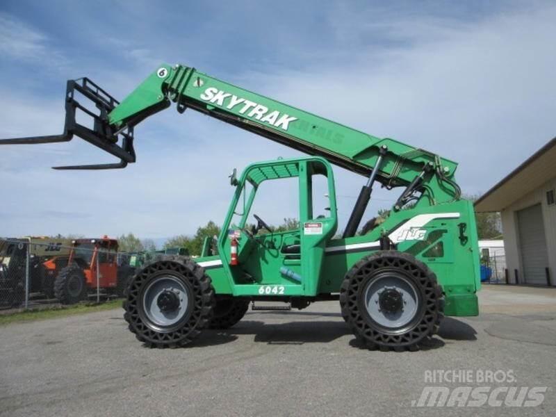 SkyTrak 6042 Κατασκευές - Άλλα