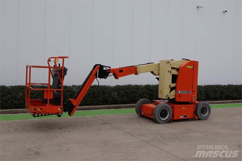 JLG E300AJP Ανυψωτήρες με αρθρωτό βραχίονα