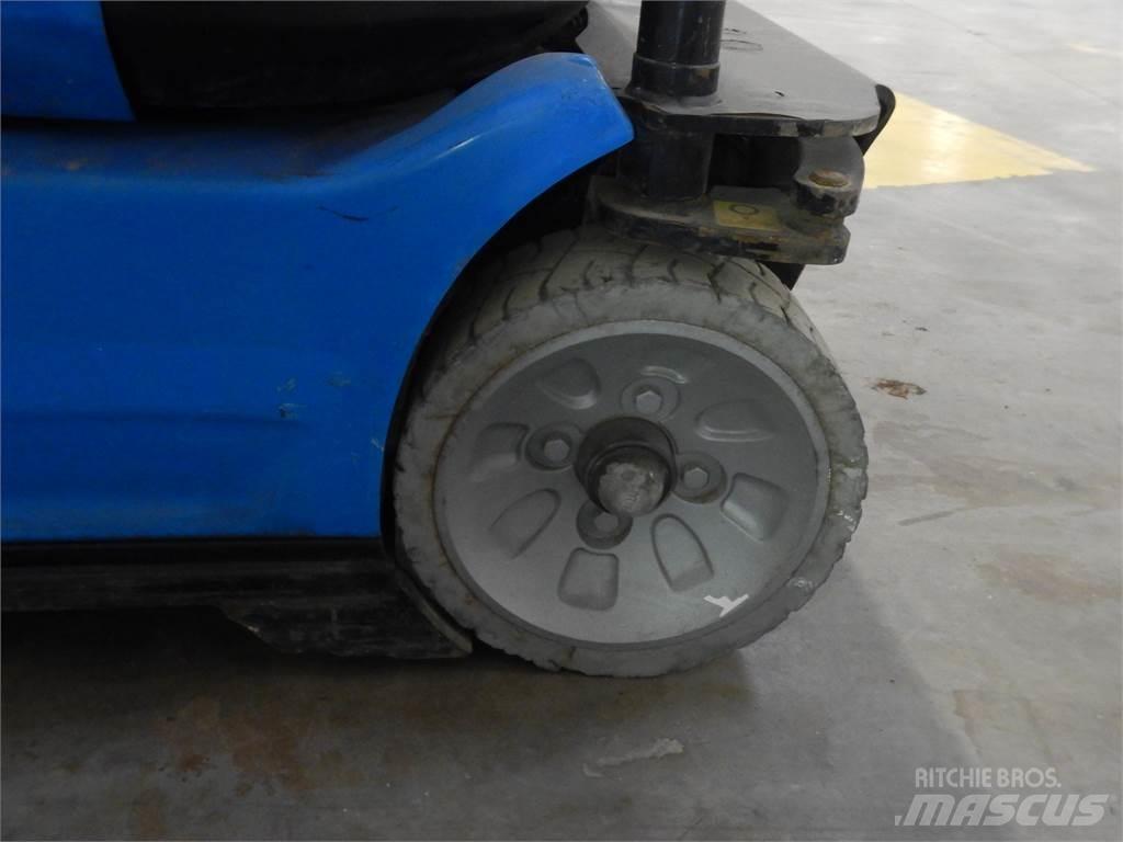 Manitou 100VJR Ανυψωτήρες με κατακόρυφους πυλώνες