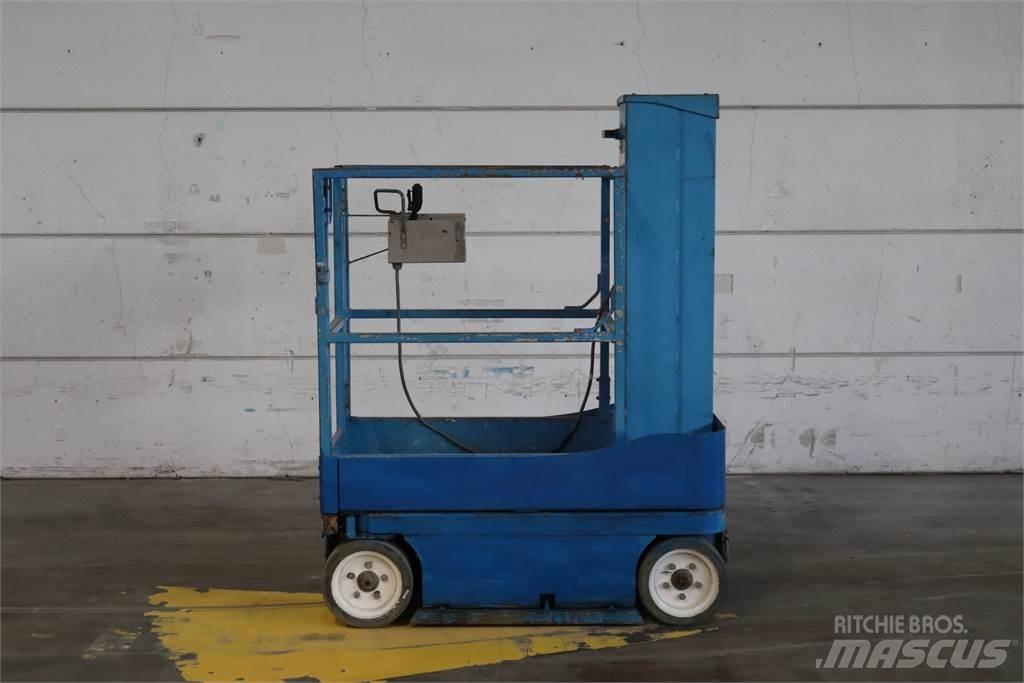SkyJack SJ16 Ανυψωτήρες με κατακόρυφους πυλώνες
