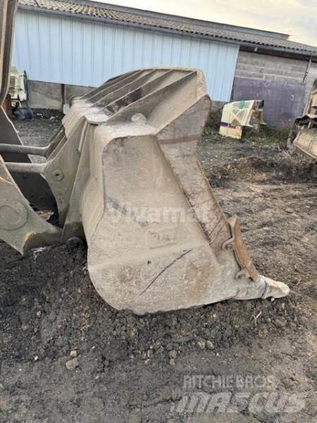 CAT 973C Φορτωτές με ερπύστριες