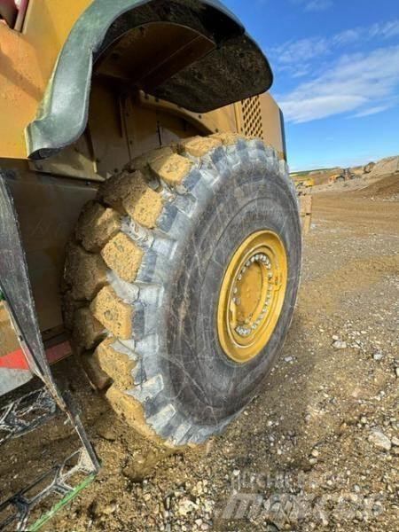 CAT 980M Φορτωτές με λάστιχα (Τροχοφόροι)