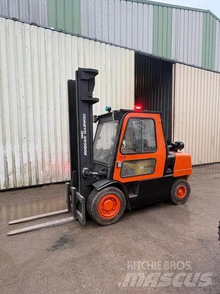 Doosan D45SC Περονοφόρα ανυψωτικά κλαρκ - άλλα