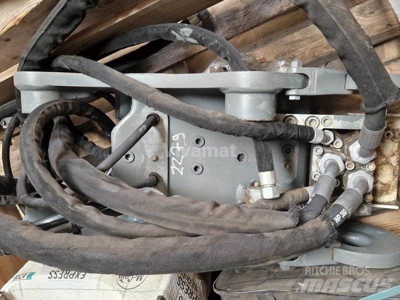 Liebherr SW33 Ταχυσύνδεσμοι