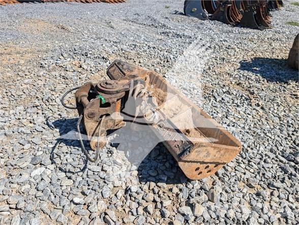 CAT  Κουβάδες