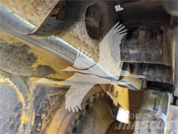 CAT D8T Μπουλντόζες με ερπύστριες